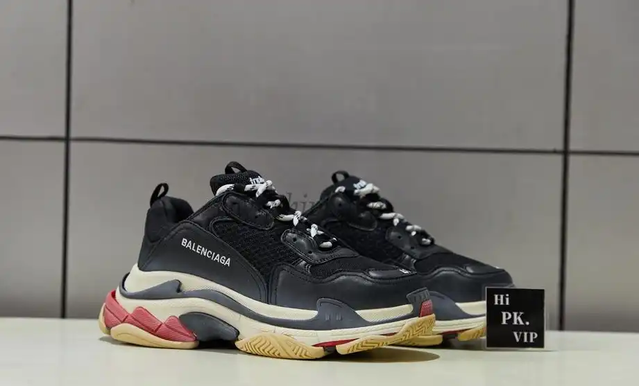 God Paris Triple S Trainer Bred