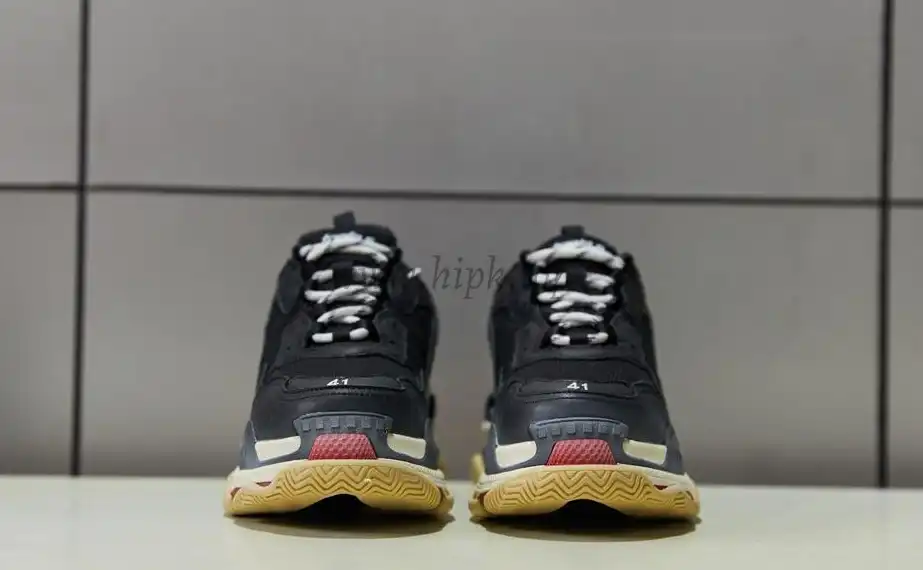 God Paris Triple S Trainer Bred