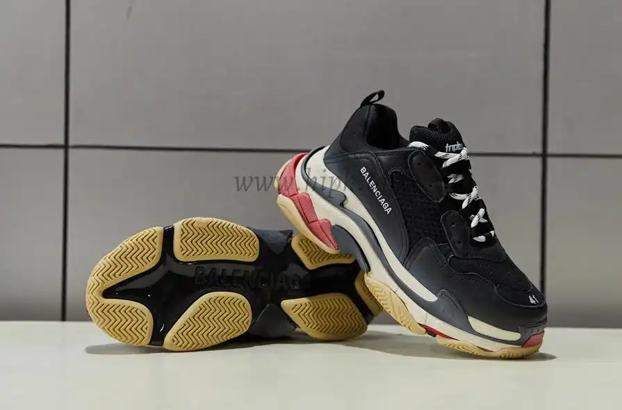 God Paris Triple S Trainer Bred