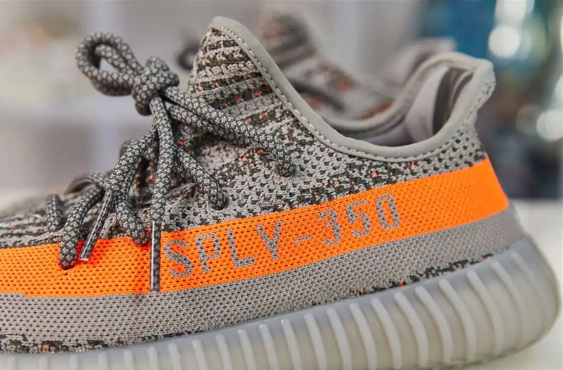 PK GOD ADIDAS YEEZY BOOST 350 V2 BELUGA REFLECTIVE RETAIL MATERIALS READY TO SHIP