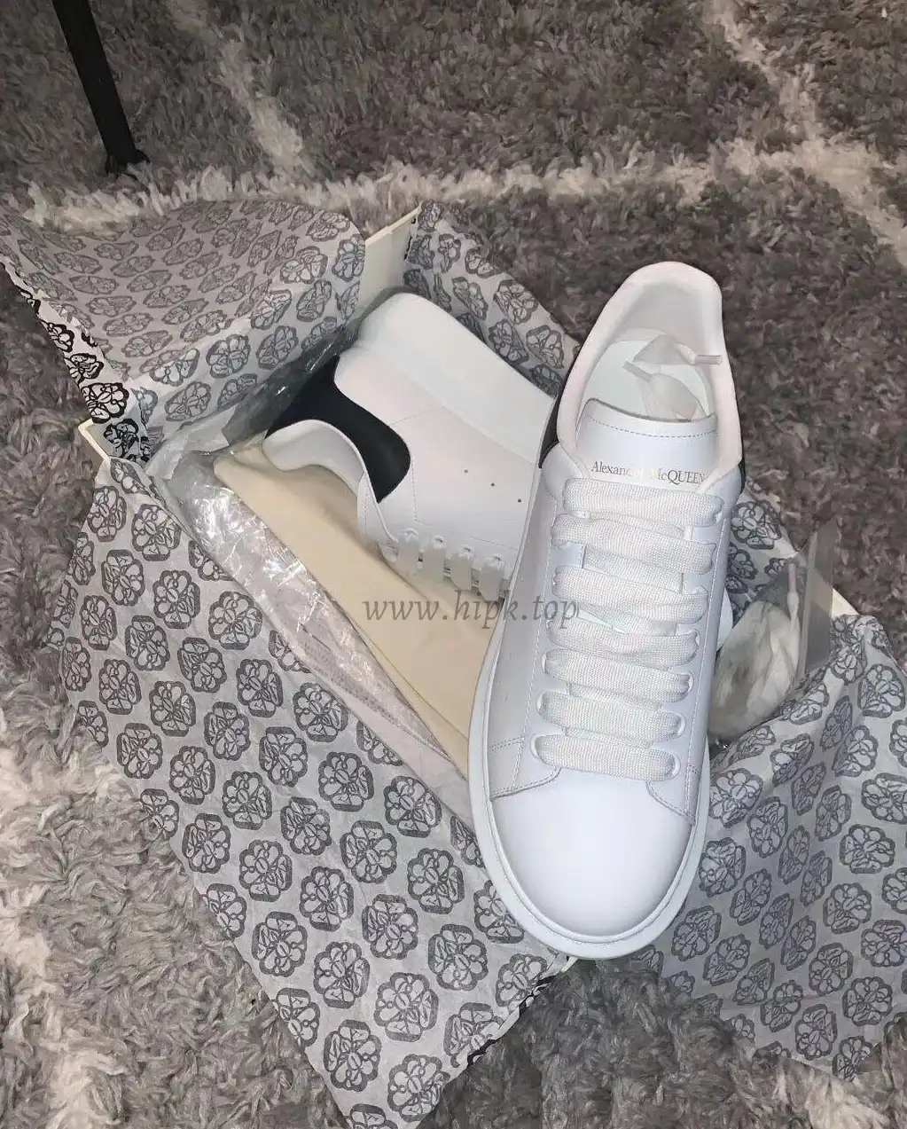 PK GOD Alxnder MC McQueen White smooth calf leather toe black leather heelbest version ready to ship