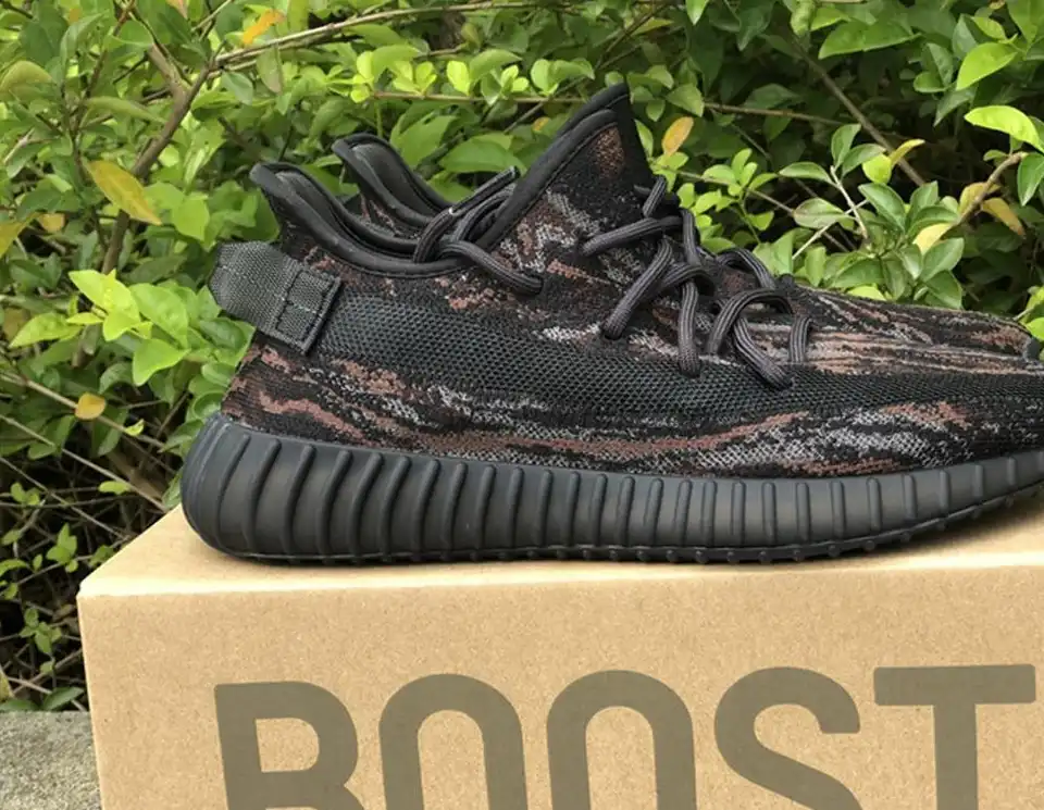 PK GOD adidas Yeezy Boost 350 V2 “MX Rock”Retail materials ready to ship