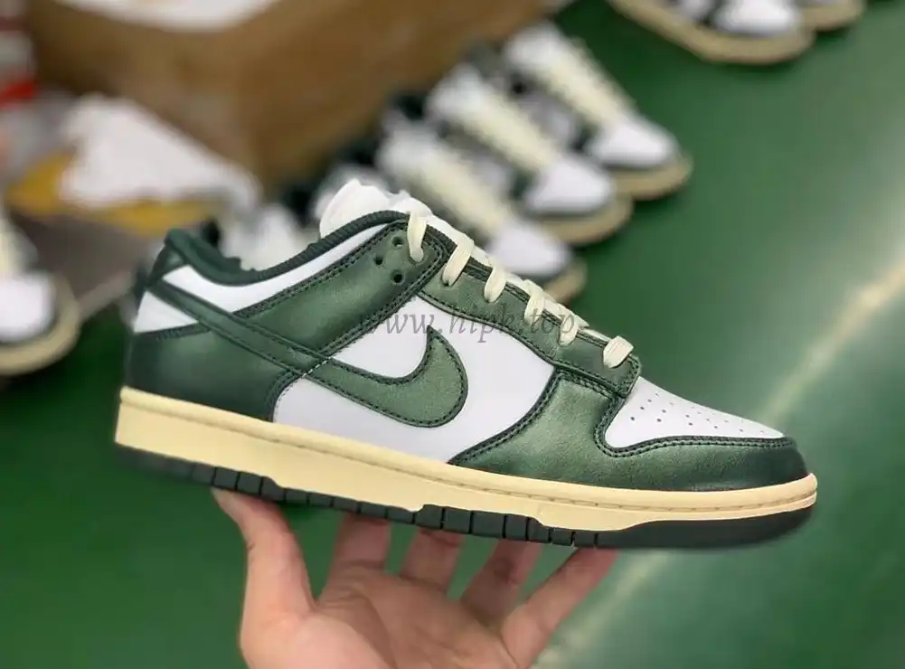 PK god Nike dunk low vintage green retail materials ready to ship