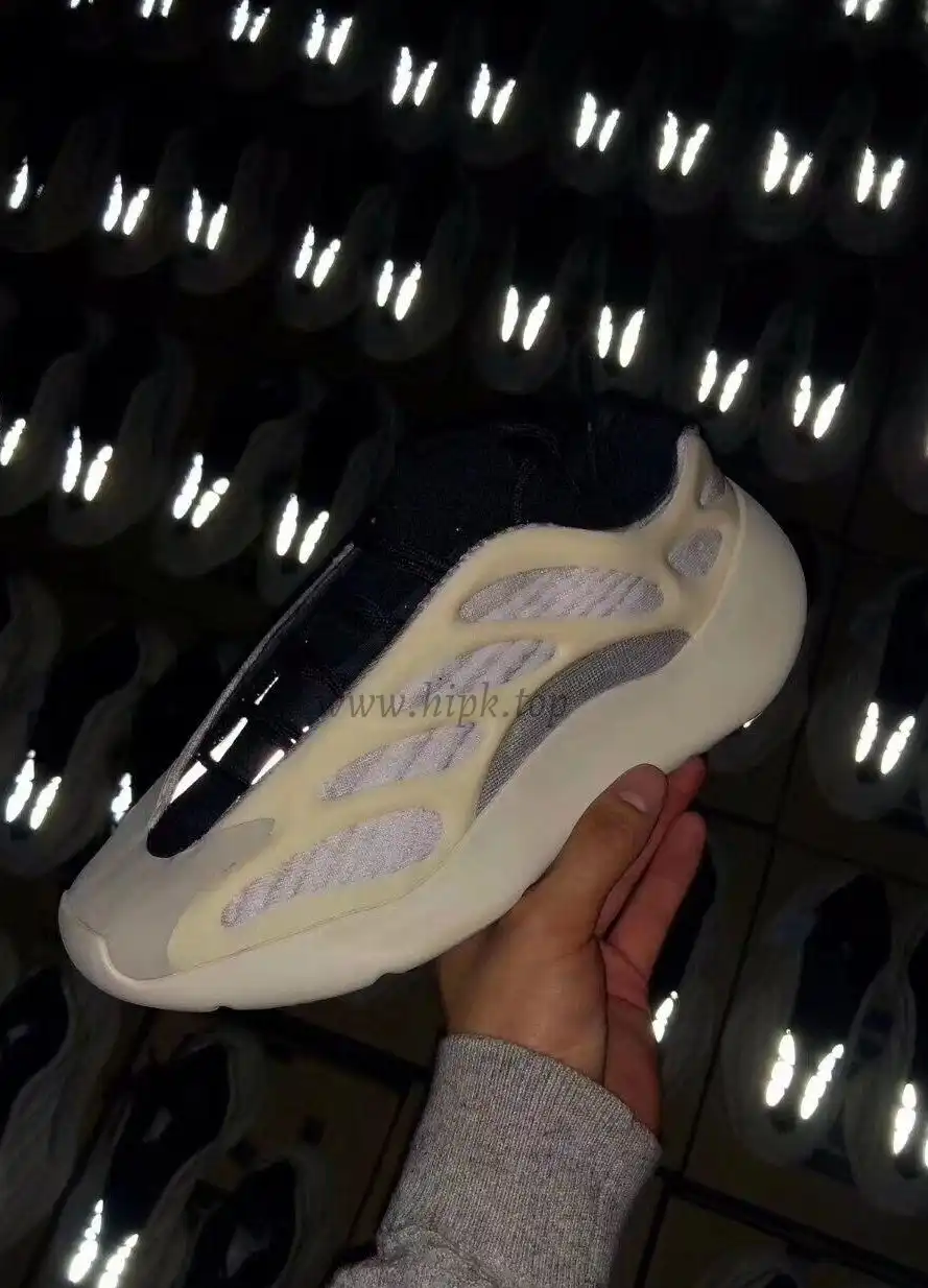 Pk God exclusive yeezy 700 V3 Azael retail materials ready to ship