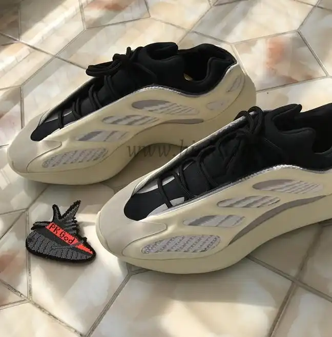 Pk God exclusive yeezy 700 V3 Azael retail materials ready to ship