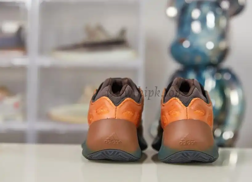 Pk God yeezy 700 V3 copper fade retail materials ready to ship