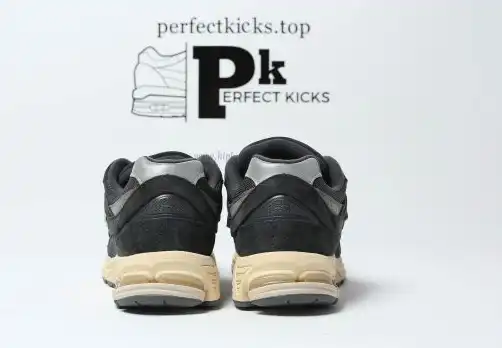 PK GOD New Balance 2002R Black Dark Grey RETAIL MATERIALS READY TO SHIP