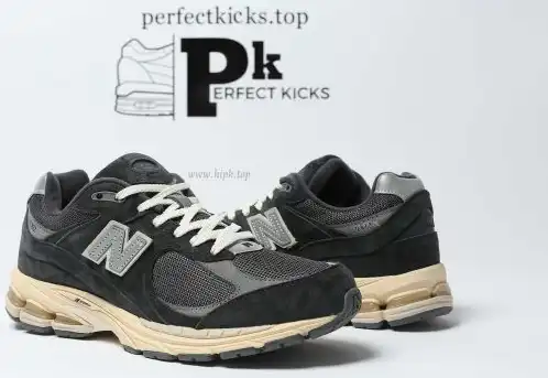 PK GOD New Balance 2002R Black Dark Grey RETAIL MATERIALS READY TO SHIP