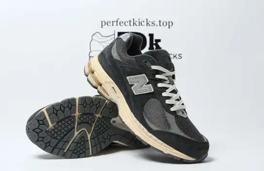 PK GOD New Balance 2002R Black Dark Grey RETAIL MATERIALS READY TO SHIP