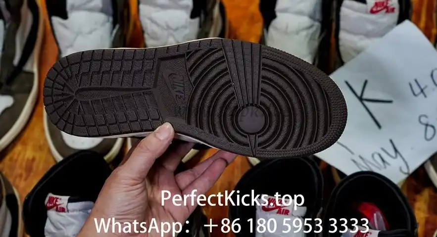 PK 4.0 TRAVIS SCOTT X AIR JORDAN I CD4487-100HIGH OG MOCHA RETAIL MATERIALS RETAIL VERSION