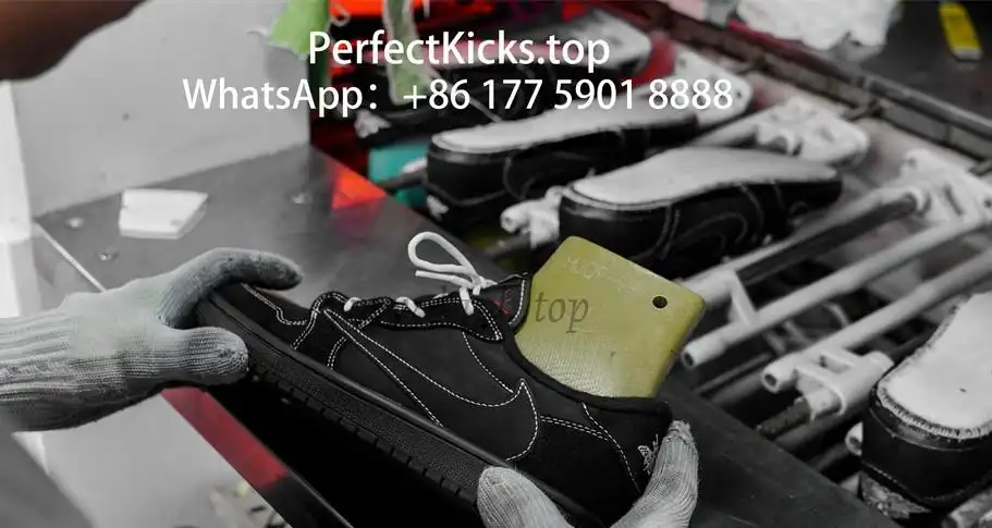 PK 4.0 Jordan 1 Retro Low OG SP Travis Scott Black Phantom RETAIL MATERIALS READY TO SHIP