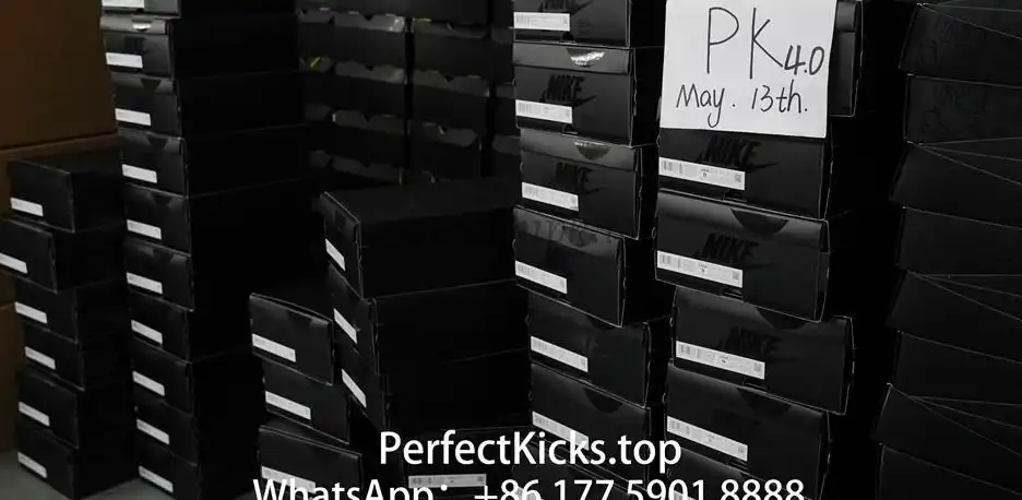 PK 4.0 Jordan 1 Retro Low OG SP Travis Scott Black Phantom RETAIL MATERIALS READY TO SHIP