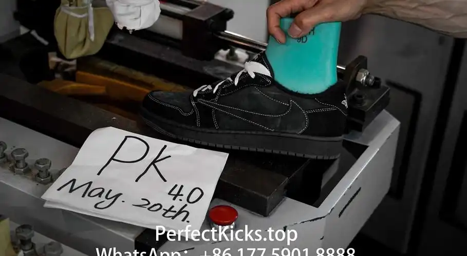 PK 4.0 Jordan 1 Retro Low OG SP Travis Scott Black Phantom RETAIL MATERIALS READY TO SHIP