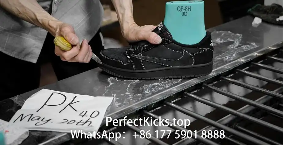 PK 4.0 Jordan 1 Retro Low OG SP Travis Scott Black Phantom RETAIL MATERIALS READY TO SHIP