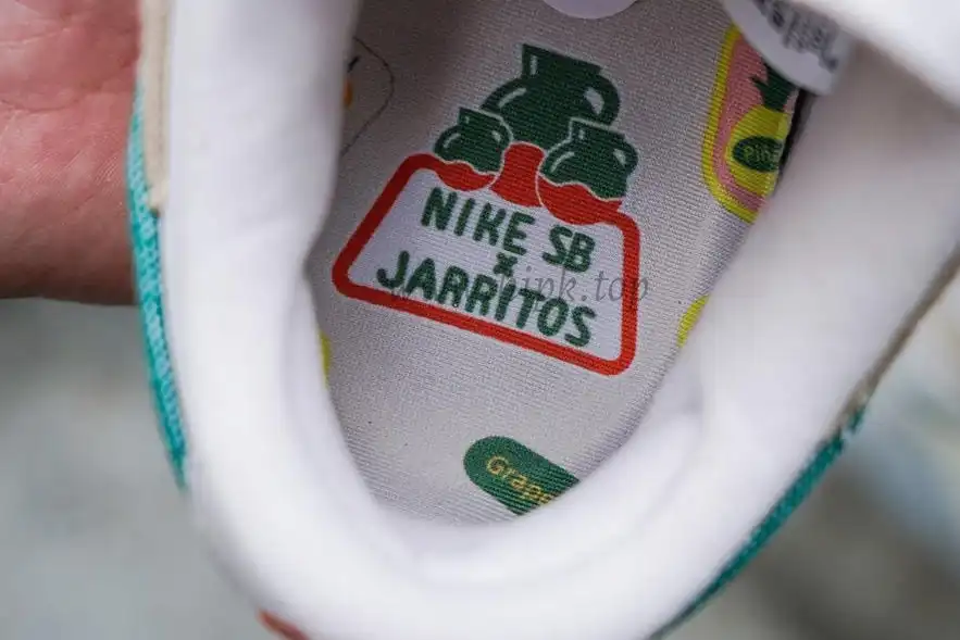 PK Jarritos X dunk SB low phantom and Malachite preorder ready on June 5th
