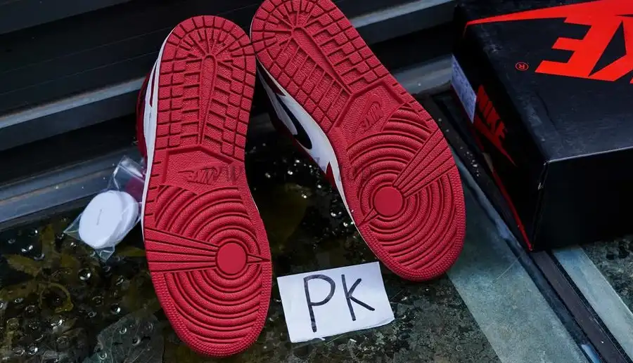 PK GOD Jordan 1 Retro Chicago 2015 RETAIL MATERIALS READY TO SHIP