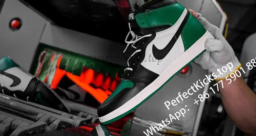 PK GOD Jordan 1 Retro High Pine Green RETAIL MATERIALS READY TO SHIP