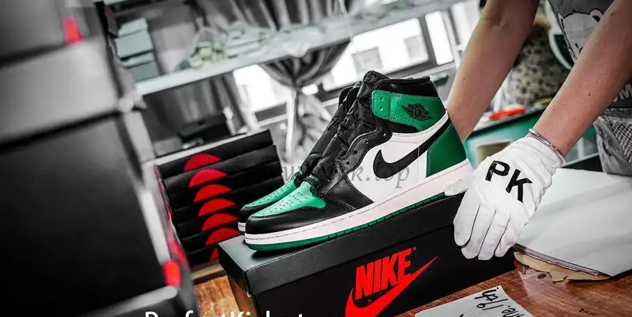 PK GOD Jordan 1 Retro High Pine Green RETAIL MATERIALS READY TO SHIP