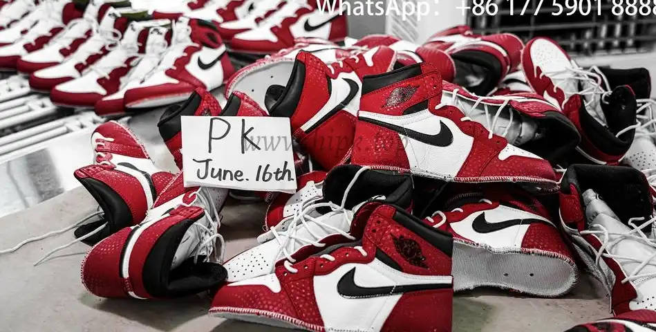 Jordan 1 Retro High Spider Man Origin Story RETAIL MATERIALS READY TO SHIP