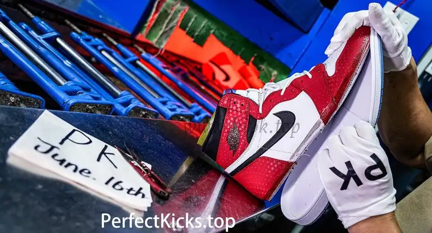 Jordan 1 Retro High Spider Man Origin Story RETAIL MATERIALS READY TO SHIP