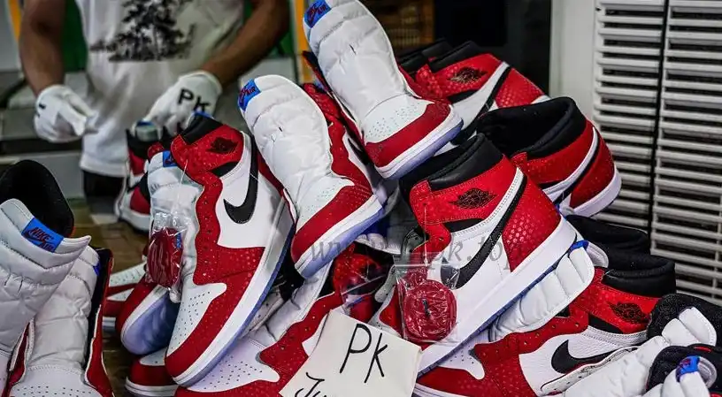 Jordan 1 Retro High Spider Man Origin Story RETAIL MATERIALS READY TO SHIP