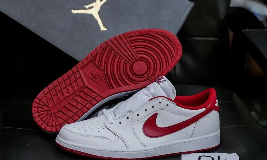 PK GOD Jordan 1 Retro LowWhite Varsity Red RETAIL MATERIALS READY TO SHIP