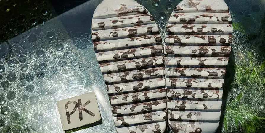 PK GOD Yeezy Slides ‘Enflame Oil’ RETAIL MATERIALS READY TO SHIP