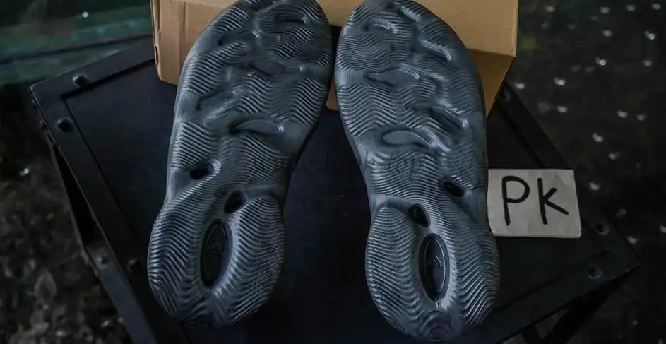 PK GOD adidas Yeezy Foam RNRO nyx RETAIL MATERIALS READY TO SHIP