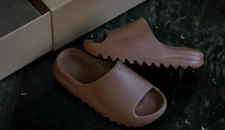 PK GOD adidas Yeezy Slide Flax RETAIL MATERIALS READY TO SHIP