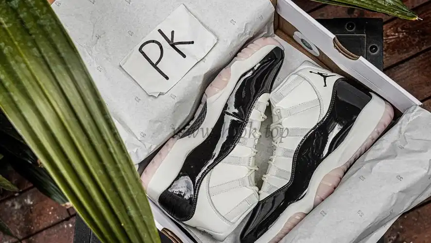 PK GOD Jordan Air Jordan 11 Retro White Black RETAIL MATERIALS READY TO SHIP