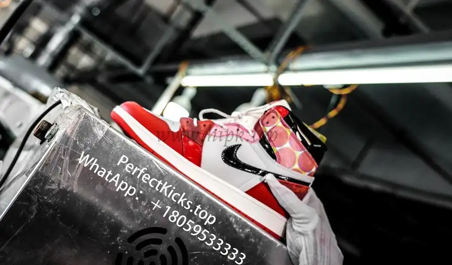 PK 4.0 Jordan 1 Retro High OGSpider-Man Across the Spider-Verse RETAIL MATERIALS READY TO SHIP