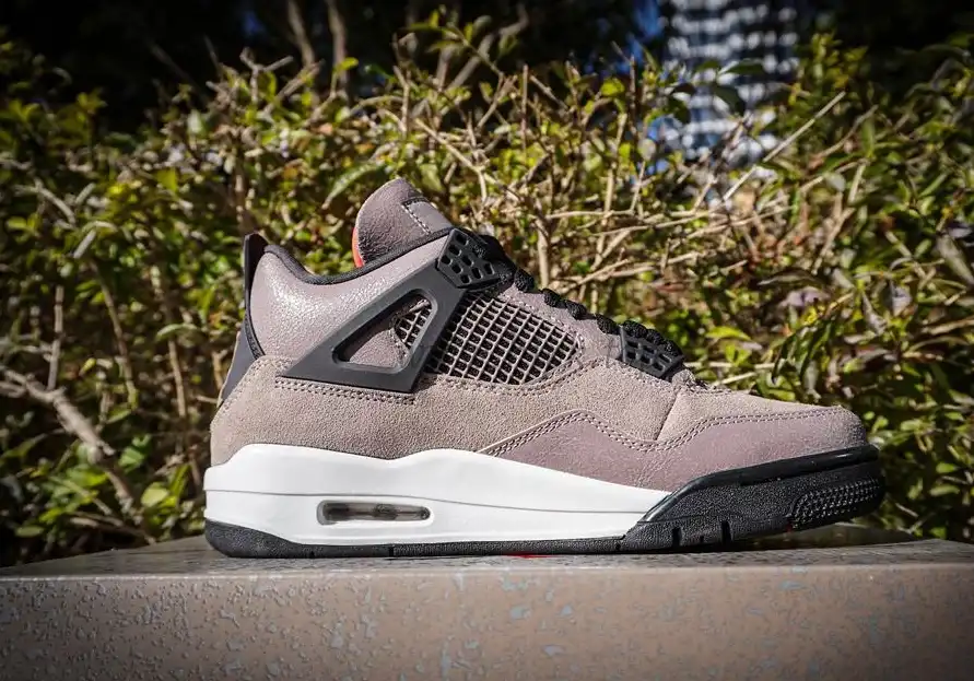 PK god Jordan 4 RetroTaupe Haze RETAIL MATERIALS READY TO SHIP