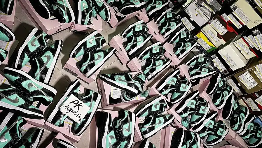 PK5.0 Nike SB Dunk Low Diamond Supply Co Aqua Blue RETAIL MATERIALS READY TO SHIP