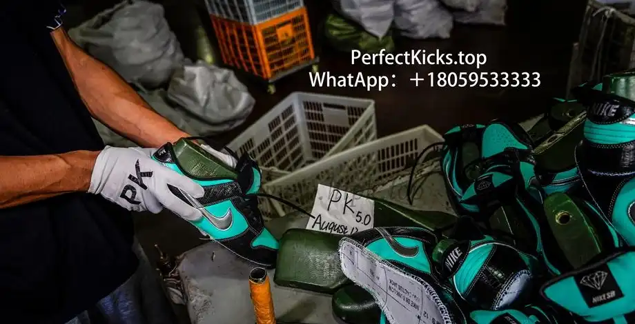 PK5.0 Nike SB Dunk Low Diamond Supply Co Aqua Blue RETAIL MATERIALS READY TO SHIP