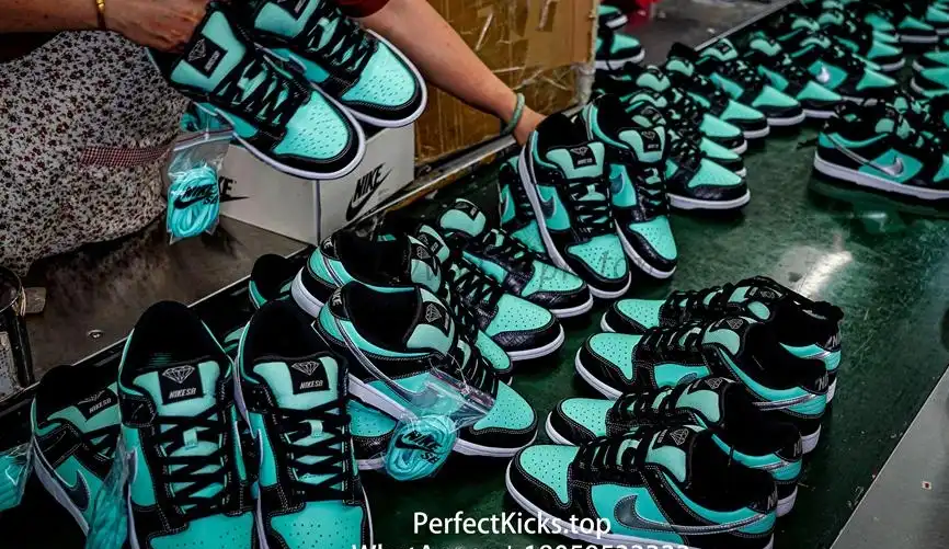 PK5.0 Nike SB Dunk Low Diamond Supply Co Aqua Blue RETAIL MATERIALS READY TO SHIP