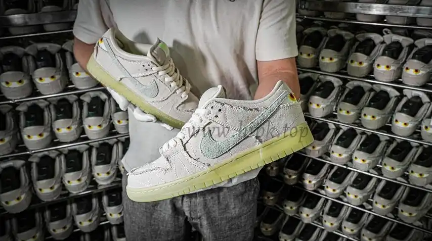 PK GOD Nike SB Dunk Low Mummy RETAIL MATERIALS READY TO SHIP