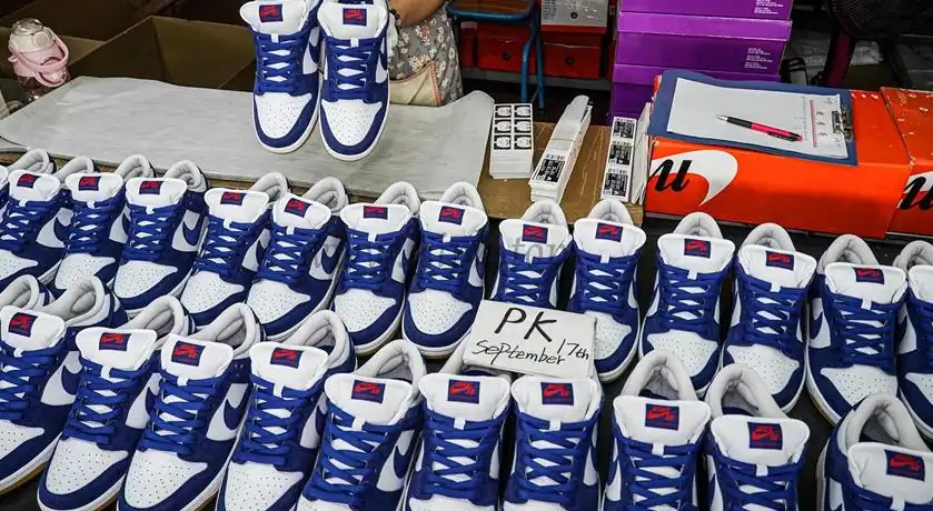 PK GOD Dunk Low Los Angeles Dodgers RETAIL MATERIALS READY TO SHIP