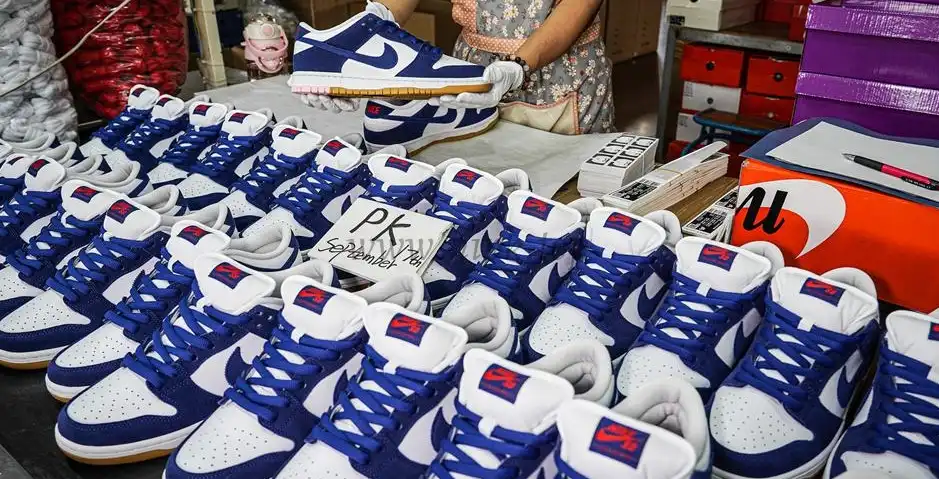 PK GOD Dunk Low Los Angeles Dodgers RETAIL MATERIALS READY TO SHIP