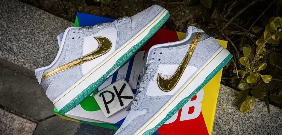 PK God Nike Sb dunk low X Sean Cliver holiday special retail materials ready to ship