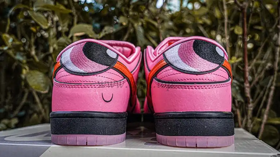 PK GOD The Powerpuff Girls x Nike Dunk SB Low Pink RETAIL MATERIALS READY TO SHIP