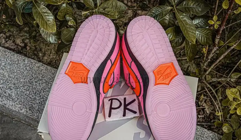 PK GOD The Powerpuff Girls x Nike Dunk SB Low Pink RETAIL MATERIALS READY TO SHIP