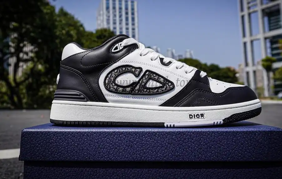 PK GOD Dior B57 MID-TOP SNEAKER Black and White RETAIL MATERIALS READY TO SHIP