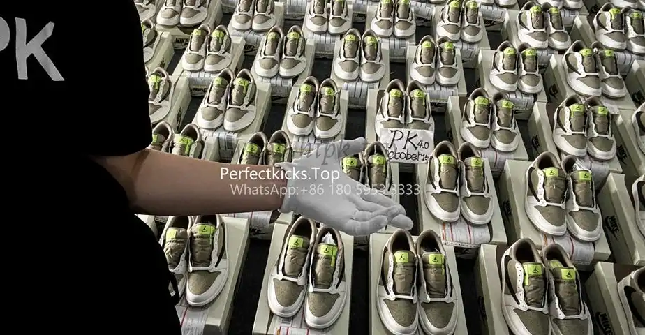 PK 4.0 Jordan 1 Retro Low Golf Travis Scott Neutral Olive RETAIL MATERIALS READY TO SHIP