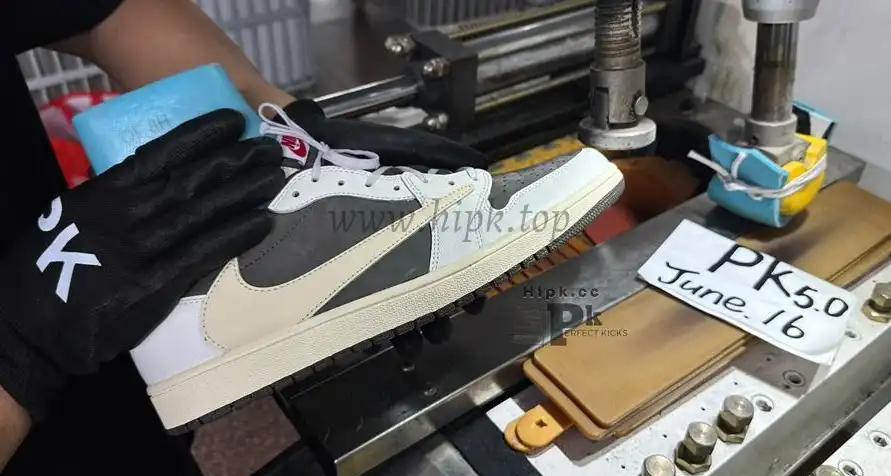 PK 5.0 Jordan 1 Retro Low OG SP Travis Scott Reverse Mocha RETAIL MATERIALS READY TO SHIP