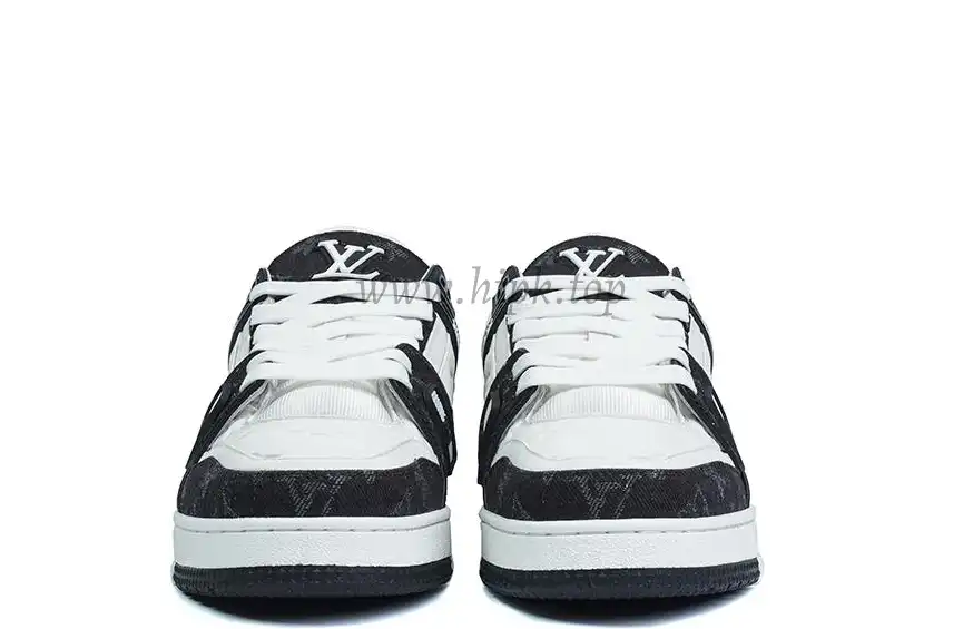 PK god Louis Vuitton LV Trainer White Black retail materials ready to ship