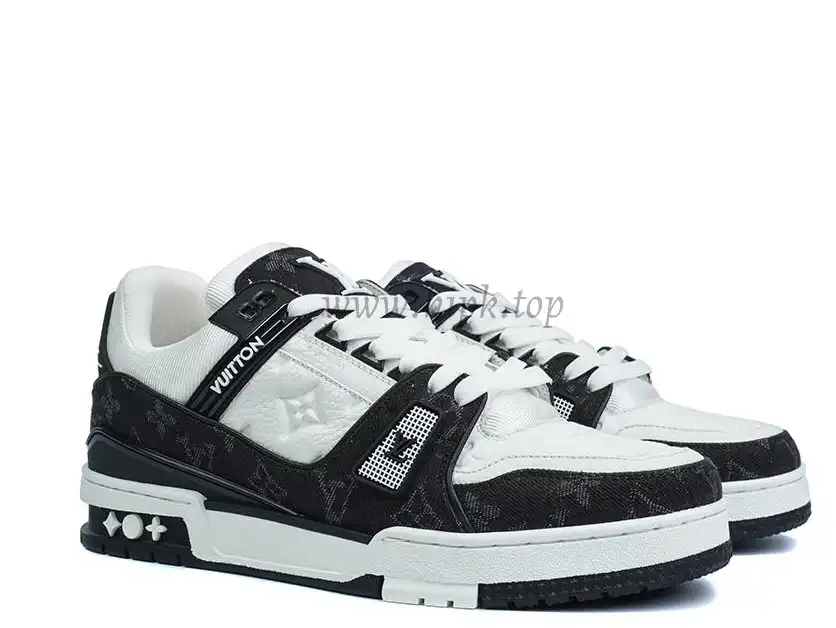 PK god Louis Vuitton LV Trainer White Black retail materials ready to ship