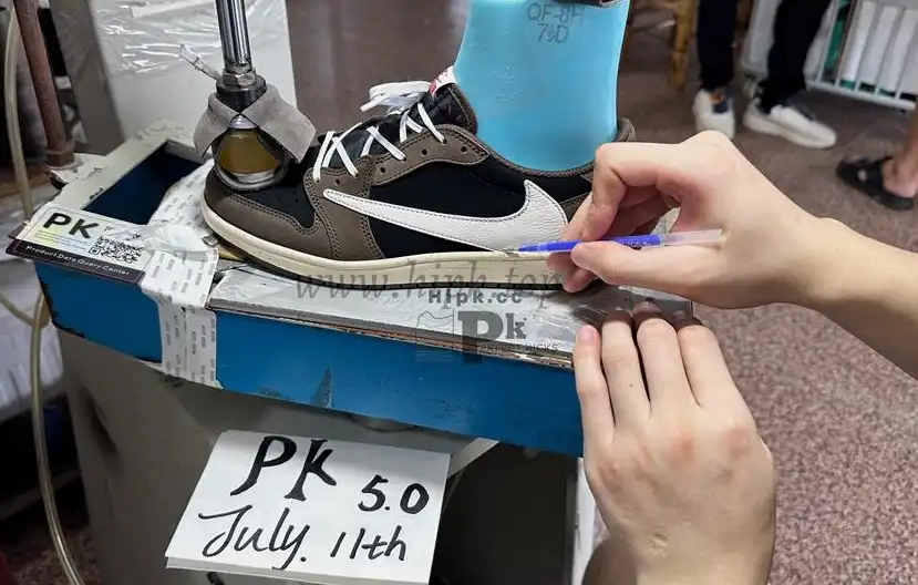 PK 5.0 TRAVIS SCOTT X AJ1 LOW WITH RETAIL MATERIALS READY TO SHIP