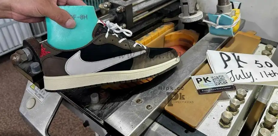 PK 5.0 TRAVIS SCOTT X AJ1 LOW WITH RETAIL MATERIALS READY TO SHIP