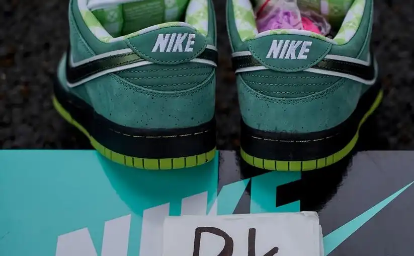 Pk God Sb dunk green lobster retail materials ready to ship