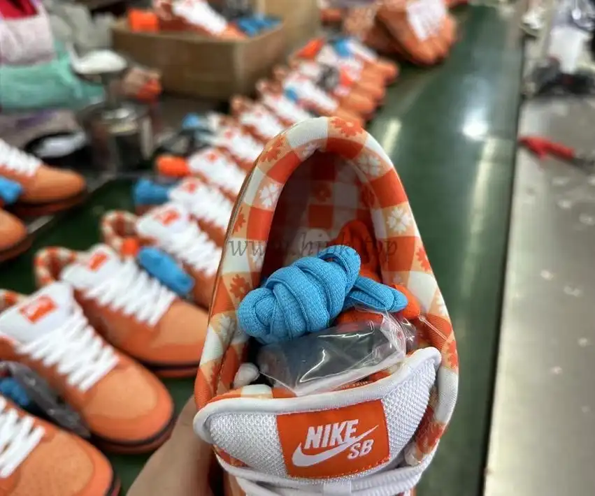 PK GOD NIKE SB DUNK LOW CONCEPTS ORANGE LOBSTER RETAIL MATERIALS READY TO SHIP